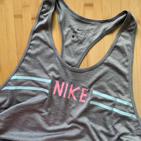 Nike Tops - Nike 🏃‍♀️ Summer Tank Top